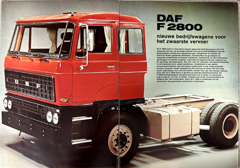 IMG_0029 | Merrick Auto Museum Red DAF F2800 heavy-duty truck cab with exposed chassis, shown in a Dutch brochure layout with text to the right